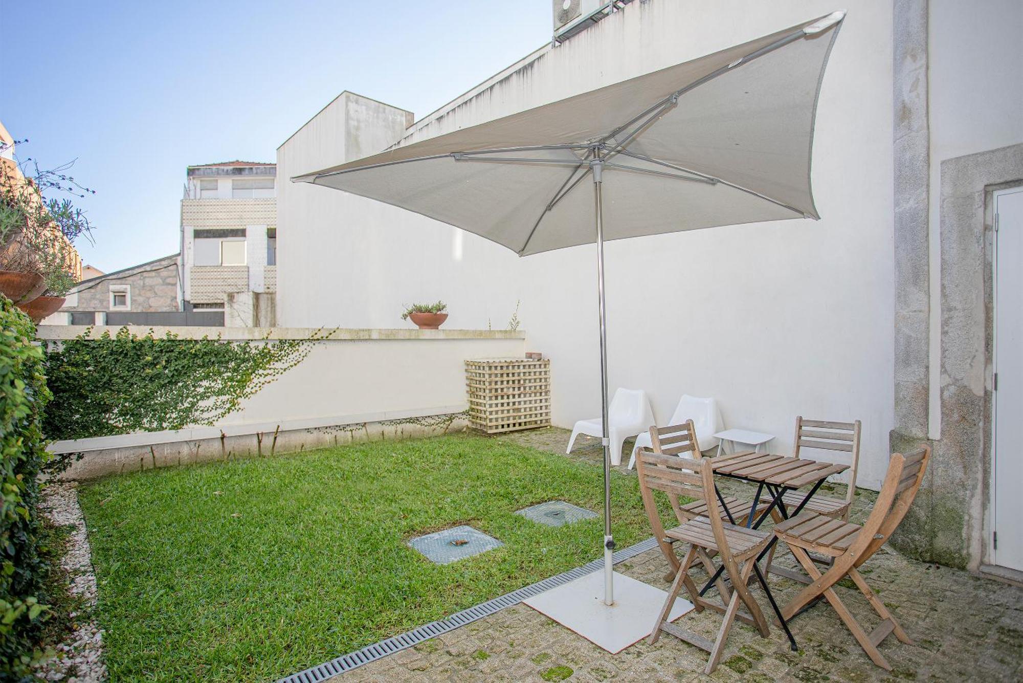 Liiiving In Porto - Garden Light Mezzanine Daire Dış mekan fotoğraf